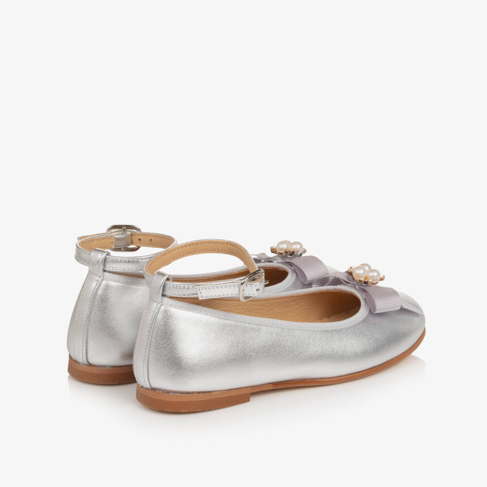 Coeur by Childrensalon-Girls Silver Leather Pumps with Pearl & Diamanté Bow | Childrensalon