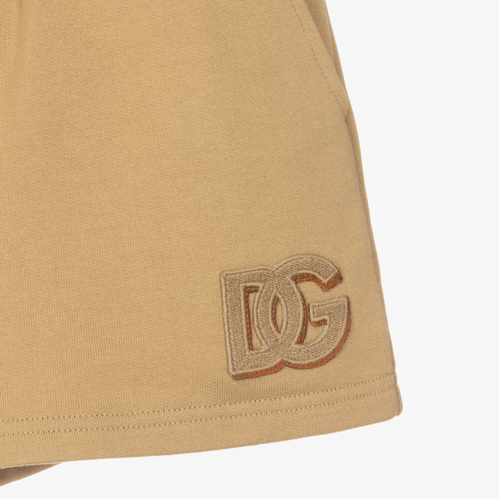 Dolce & Gabbana-Шорты бежевые из хлопкового трикотажа с 3D логотипом для мальчиков | Childrensalon