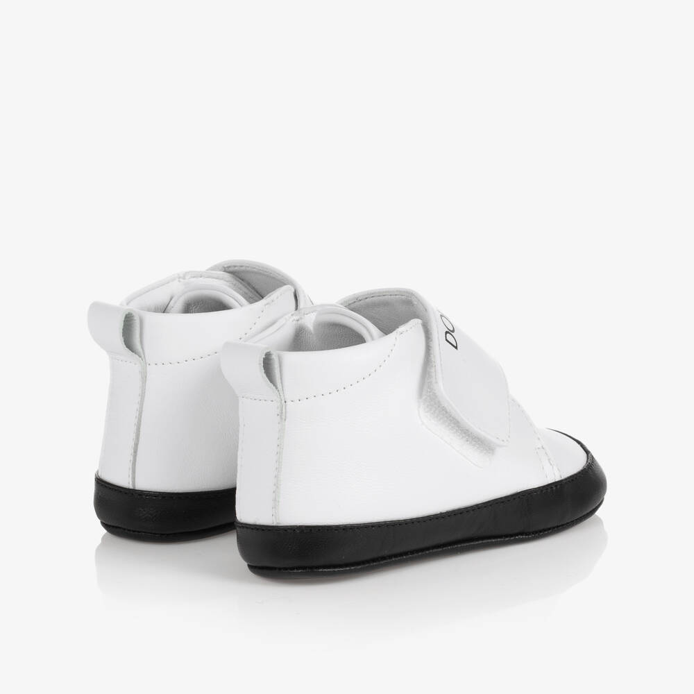 Dolce & Gabbana-White Leather Logo Baby Shoes | Childrensalon