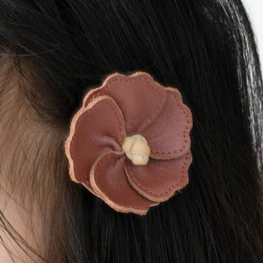 Donsje-Girls Brown Leather Hibiscus Flower Hair Clip (5cm) | Childrensalon