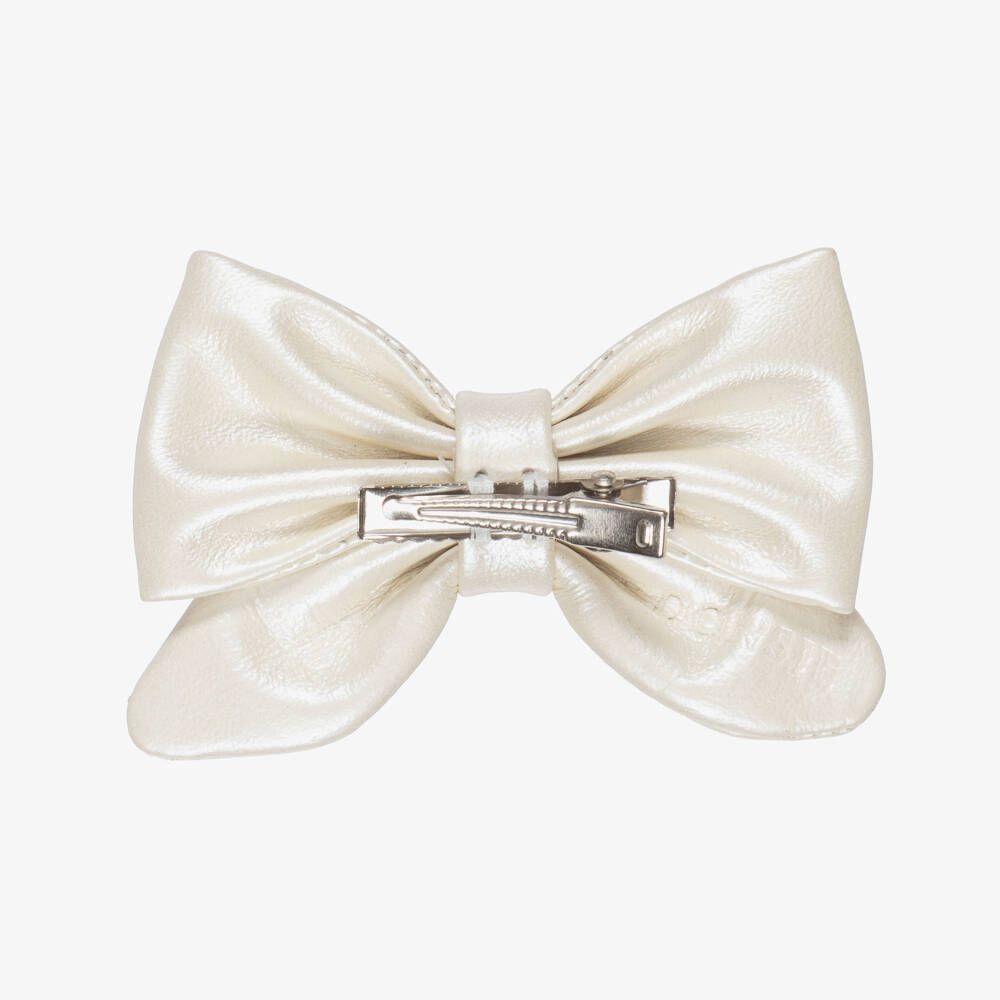 Donsje-Girls Pearlised Ivory Leather Bow Hair Clip (7cm) | Childrensalon