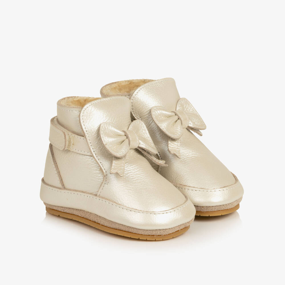 Donsje-Girls Pearlised Ivory Leather Bow Pre-Walker Boots | Childrensalon