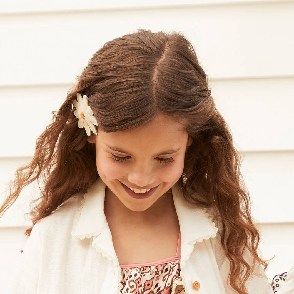 Donsje-Girls White Leather Daisy Hair Clip (6cm) | Childrensalon