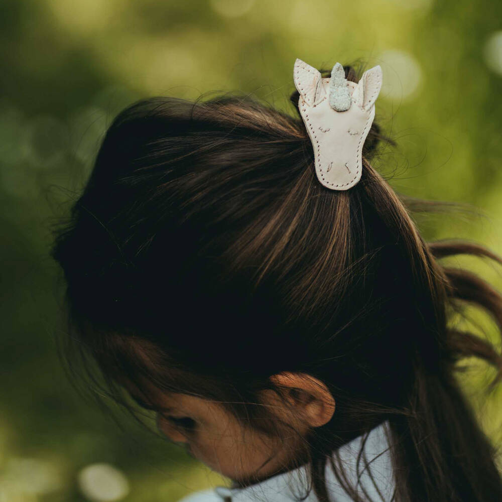 Donsje-مشبك شعر وحيد القرن لون أبيض (6 سم) | Childrensalon