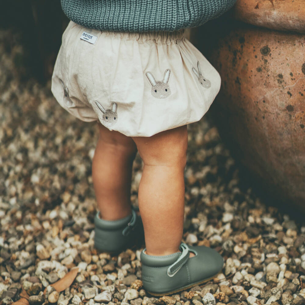 Donsje-Ivory Embroidered Cotton Bunny Shorts | Childrensalon