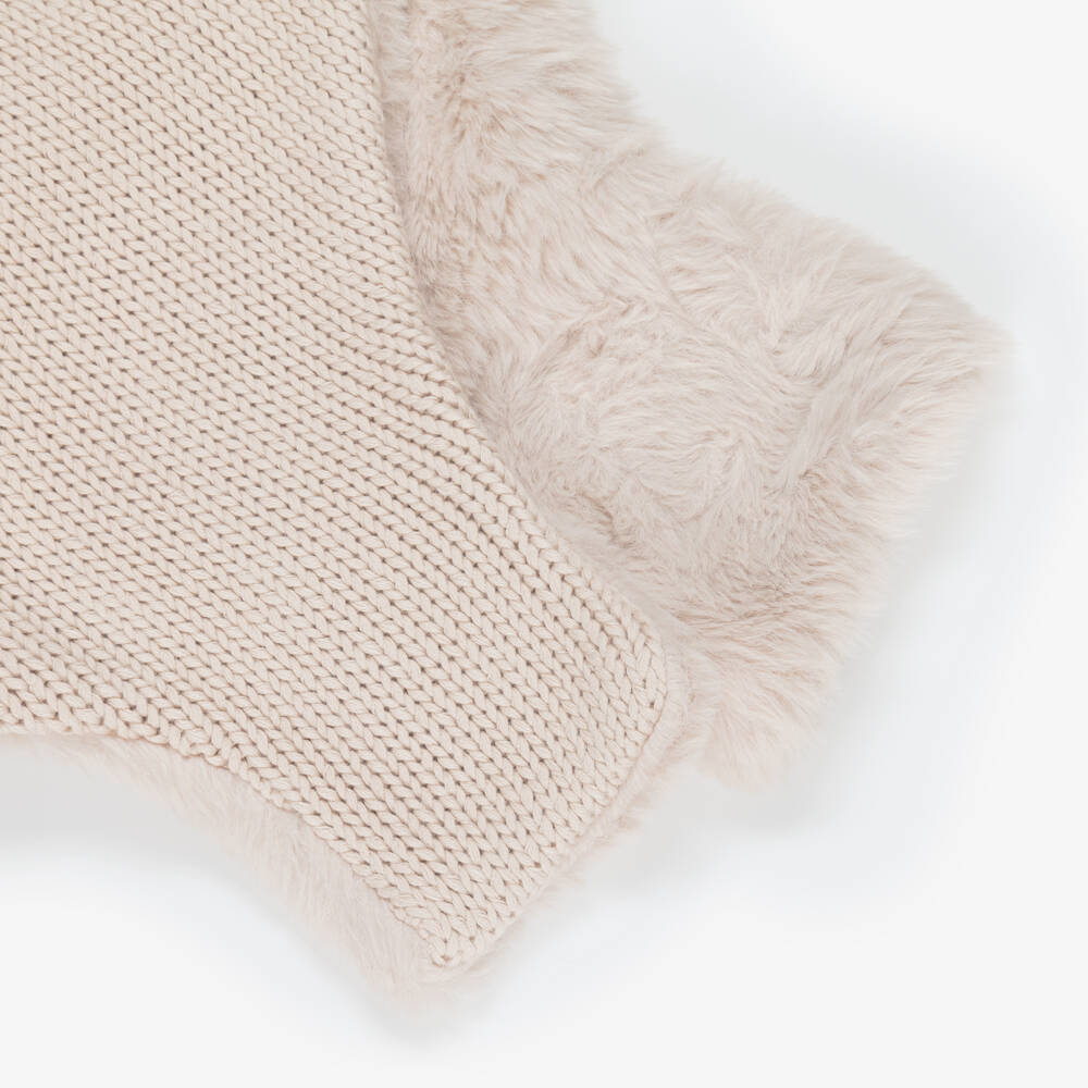 Donsje-Кремовая вязаная хлопковая шапка с искусственным меховым помпоном | Childrensalon