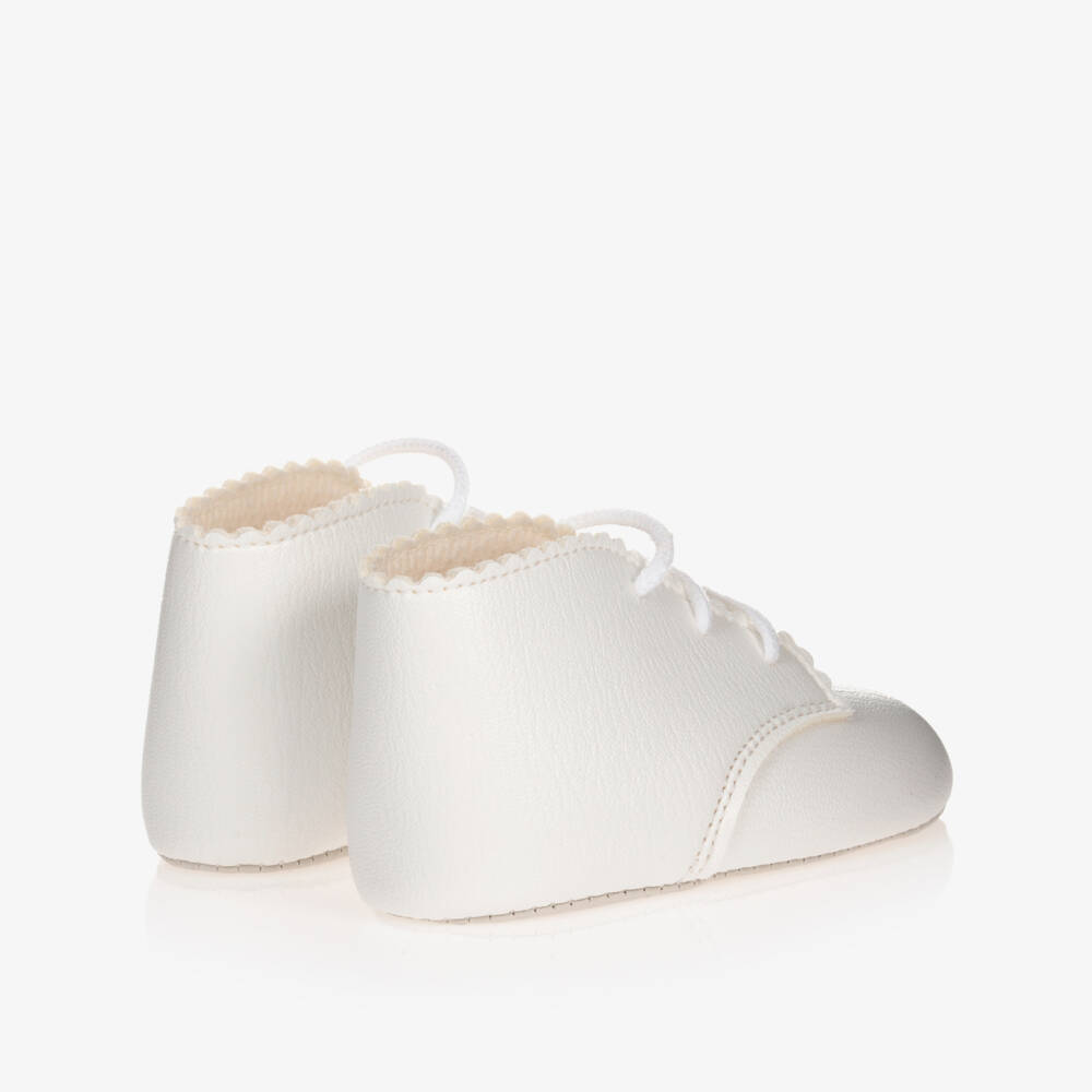 Early Days-حذاء لون أبيض لمرحلة ما قبل المشي | Childrensalon