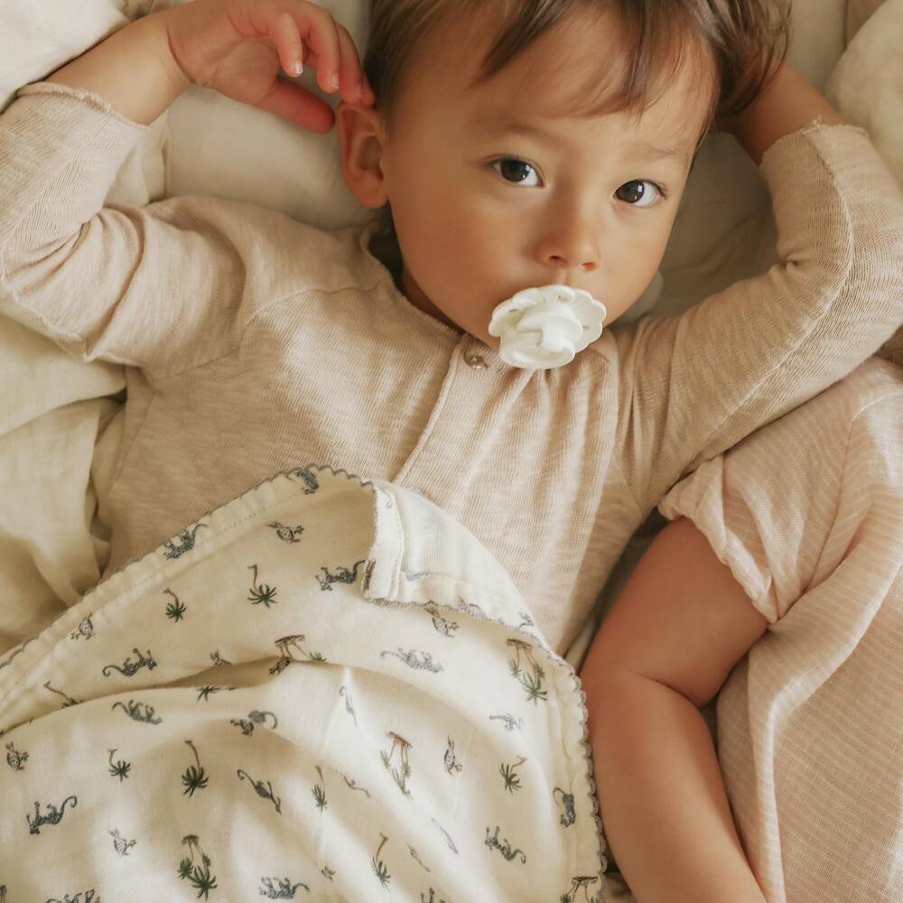 Elodie-Ivory Garden Leo’s Resort Cotton Blanket (100cm) | Childrensalon