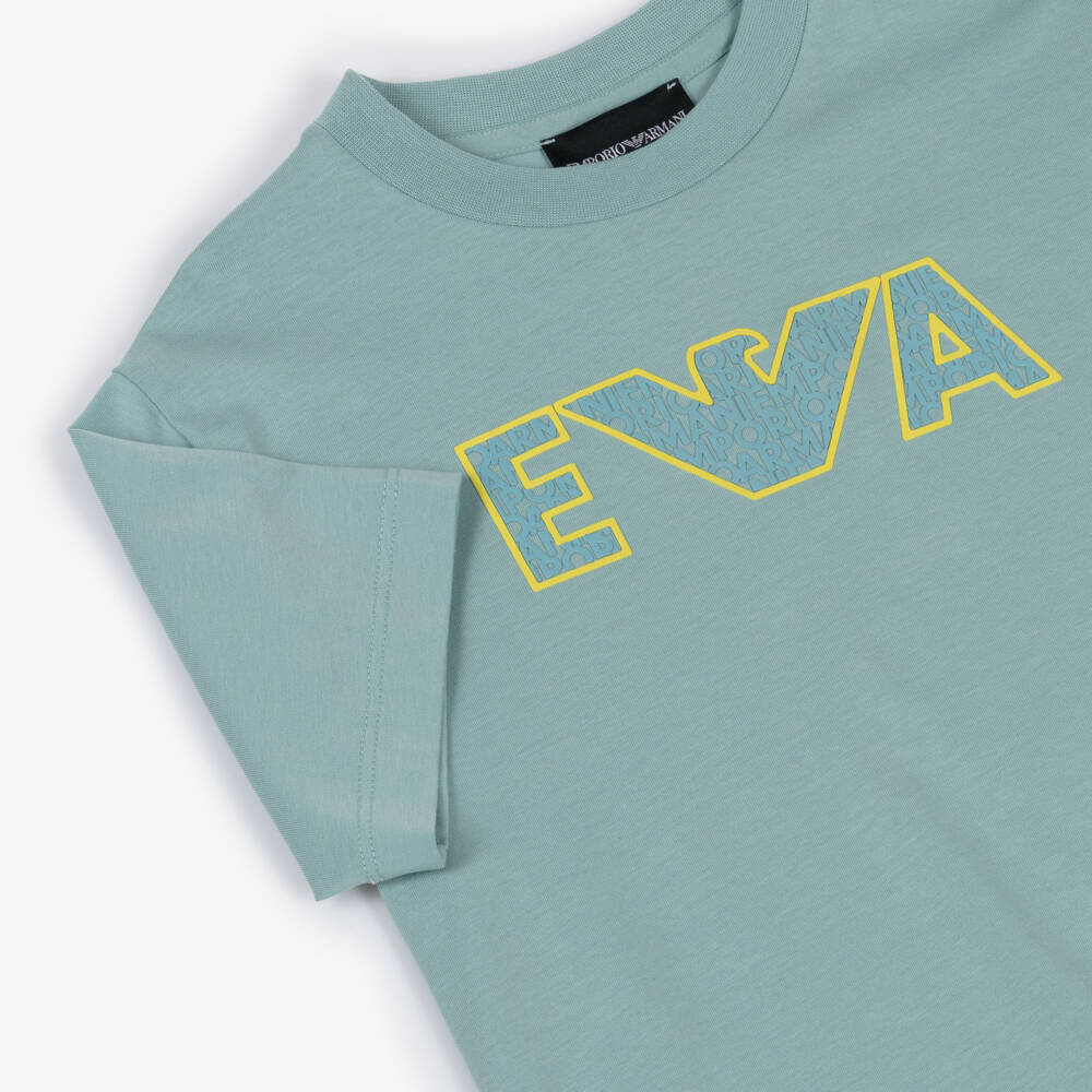 Emporio Armani-Футболка зеленая из хлопка с желто-синим логотипом для мальчиков | Childrensalon