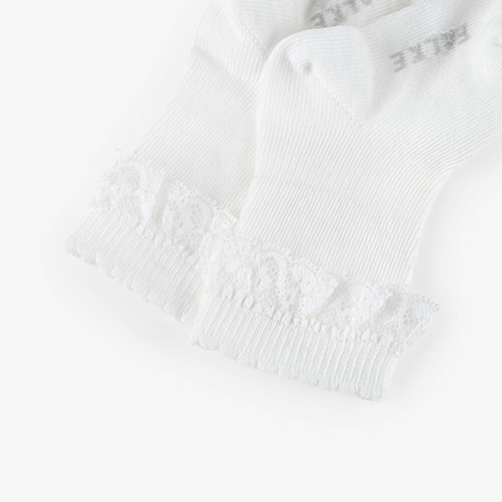 Falke-جوارب قطن ودانتيل لون عاجي للمولودات | Childrensalon