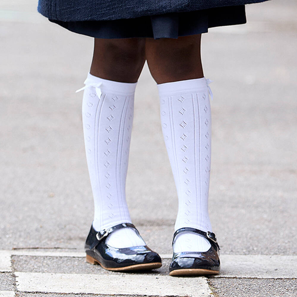 Falke-White Cotton Knee High Socks | Childrensalon