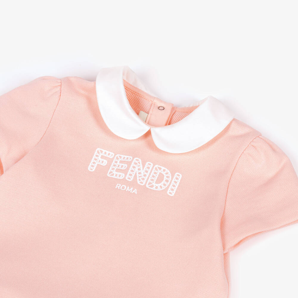 Fendi-فستان قطن مطرز بشعار لون زهري للبنات الرضع | Childrensalon