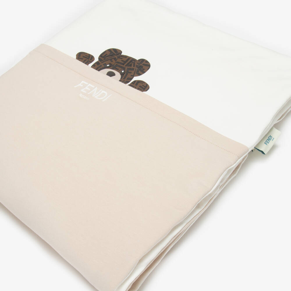 Fendi-Одеяло кремовое хлопковое FF с мишкой (85см) | Childrensalon