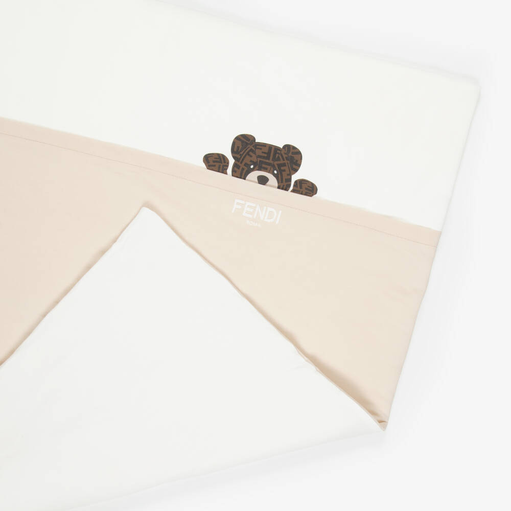 Fendi-Одеяло кремовое хлопковое FF с мишкой (85см) | Childrensalon