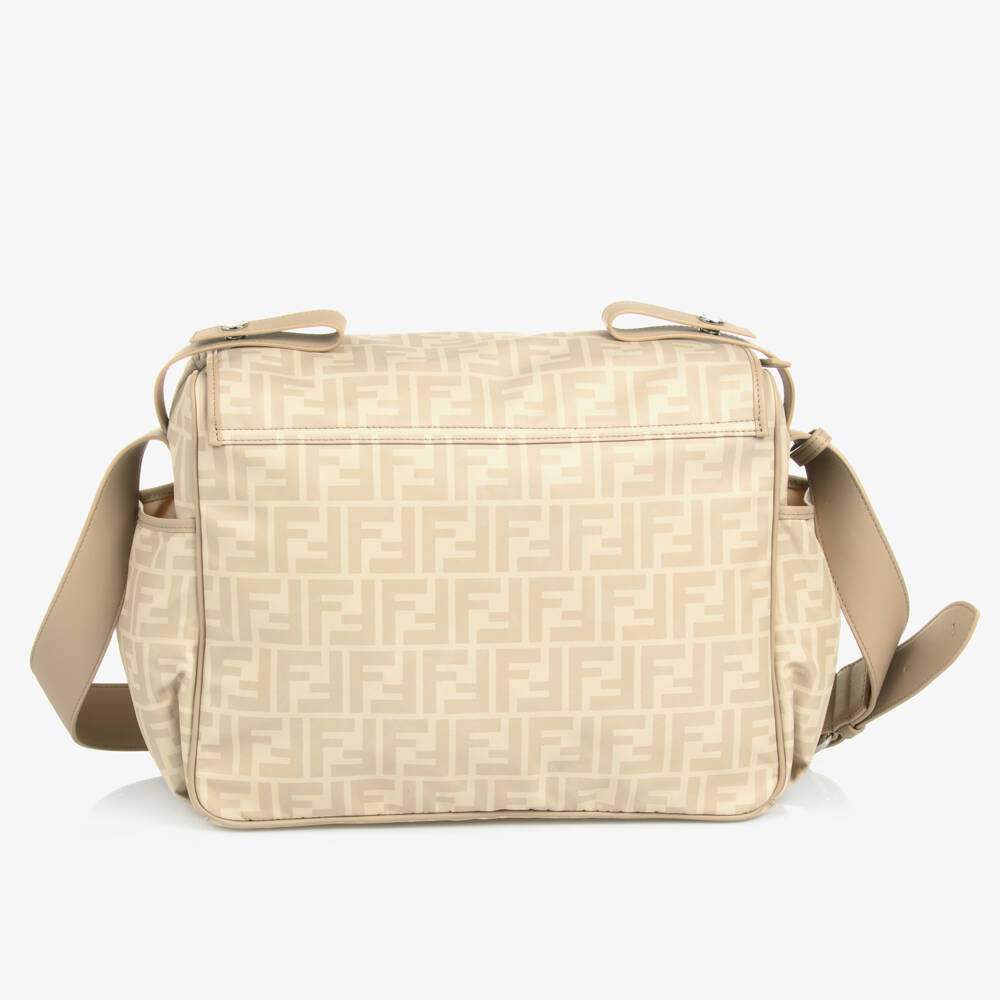 Fendi-حقيبة تغيير الحفاضات بشعار FF لون بيج (38 سم) | Childrensalon