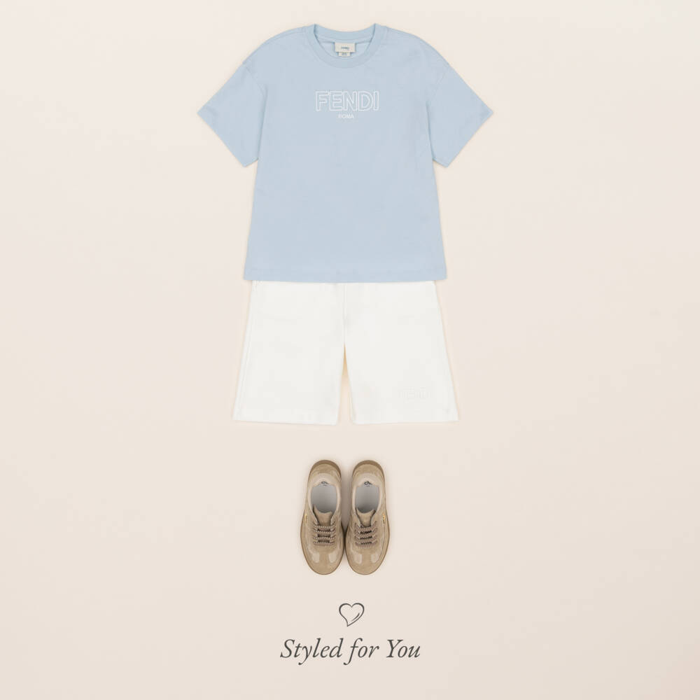 Fendi-Футболка голубая хлопковая с объемным логотипом для мальчиков | Childrensalon