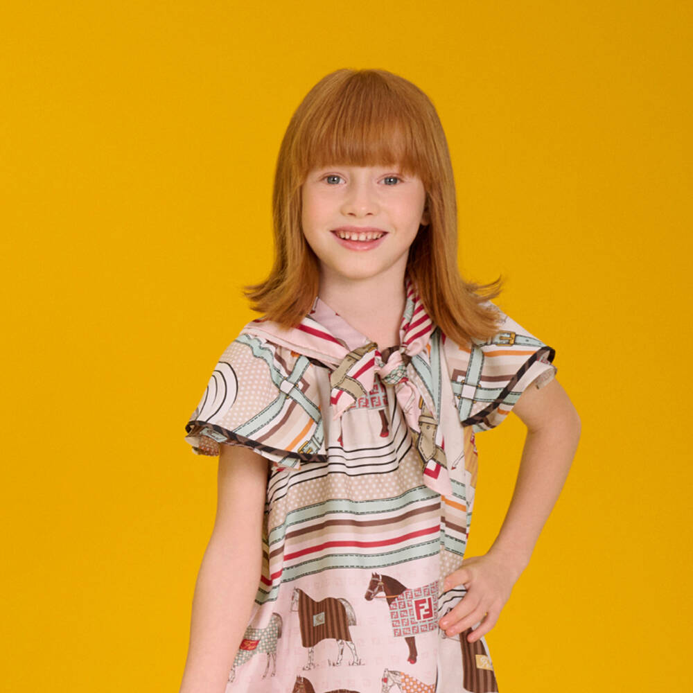 Fendi-سكارف بطبعة خيول لون زهري وبيج للبنات (60 سم) | Childrensalon