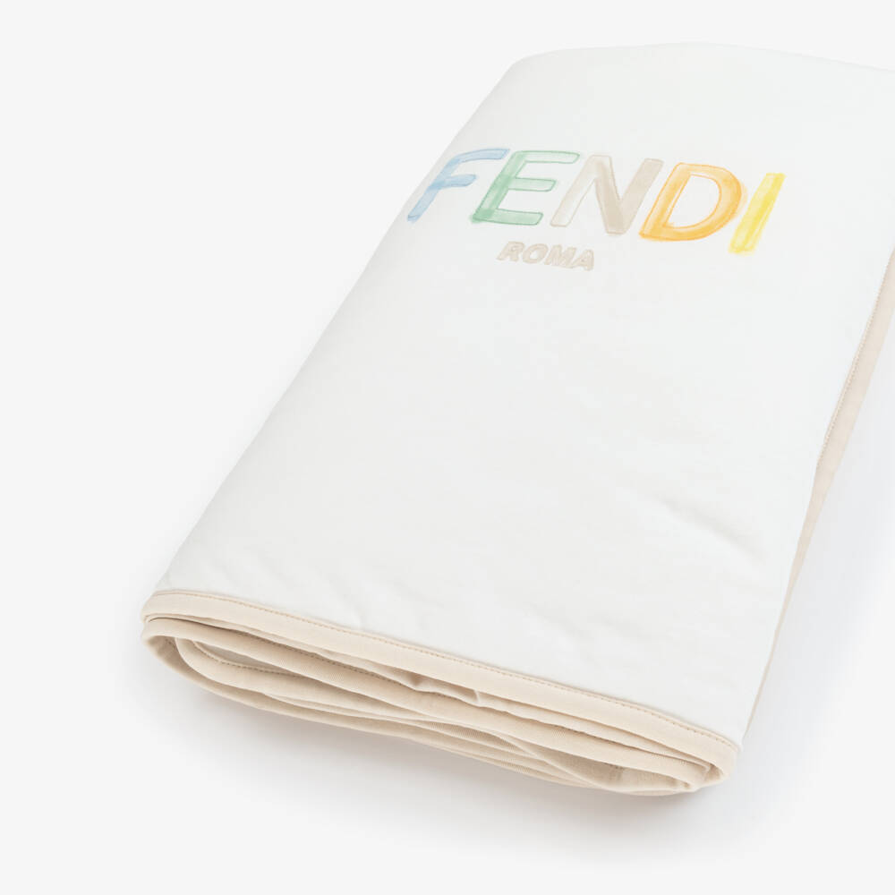 FENDIのコットンのブランケット