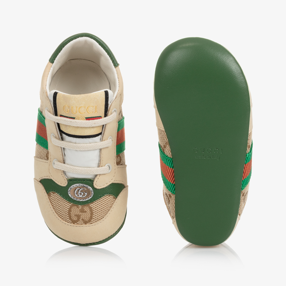 Gucci-ترينرز لون بيج وأخضر للأطفال | Childrensalon
