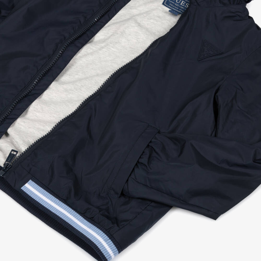 Guess-جاكيت واقي من الرياح بغطاء رأس لون كحلي للأولاد | Childrensalon