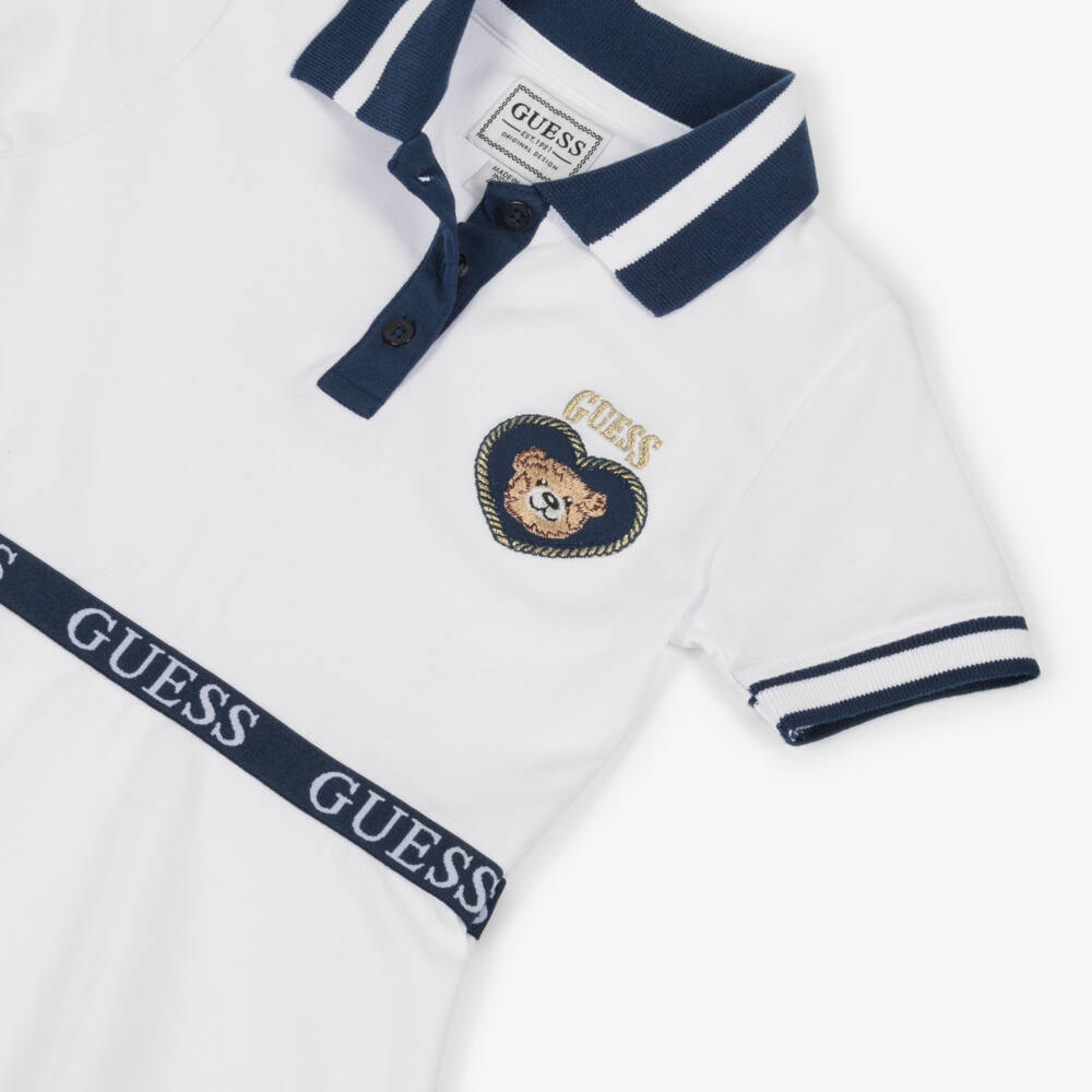 Guess-Платье рубашка поло белое из хлопкового пике с нашивкой мишки для девочек | Childrensalon
