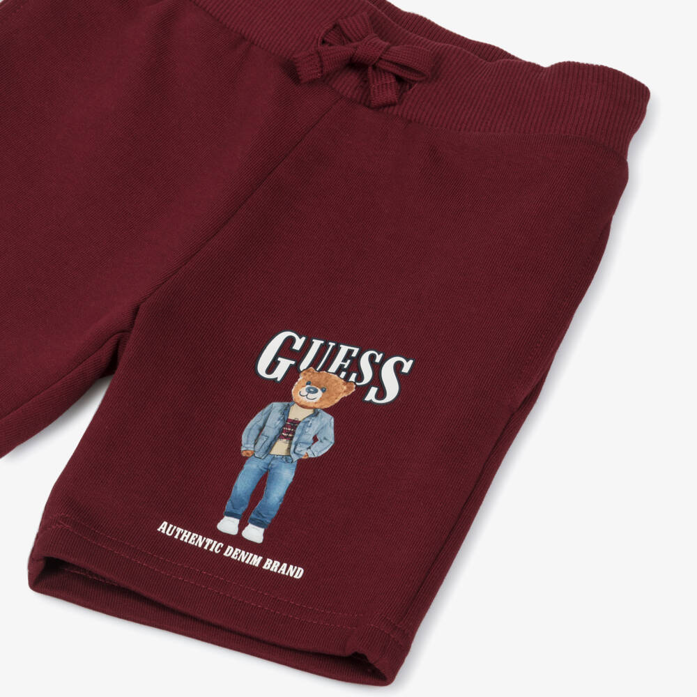 Guess-شورت قطن لون أحمر برغندي للأولاد | Childrensalon