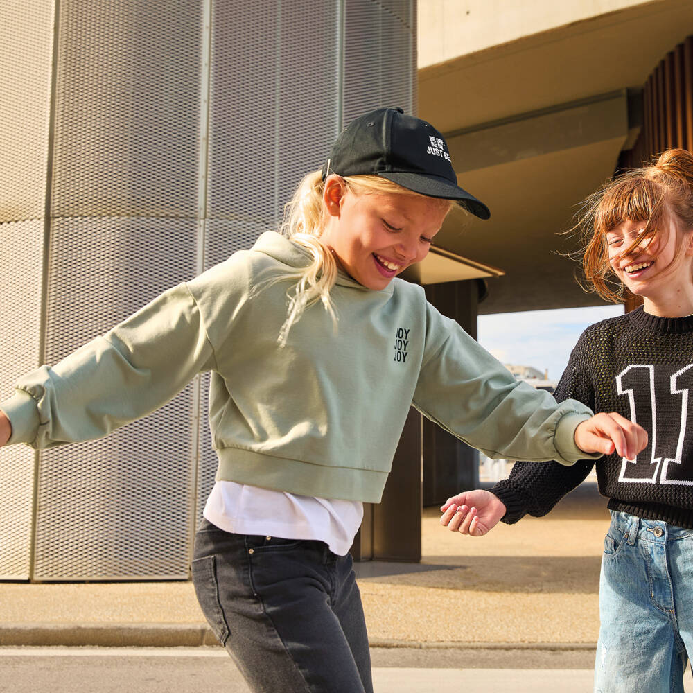 iDO-Футболка белая и худи зелёная с принтом Joy для девочек | Childrensalon