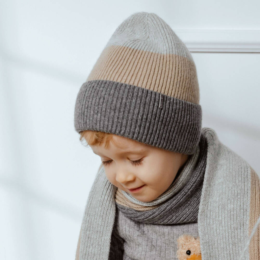 Jamiks-Boys Tricolour Beige & Grey Knitted Hat | Childrensalon