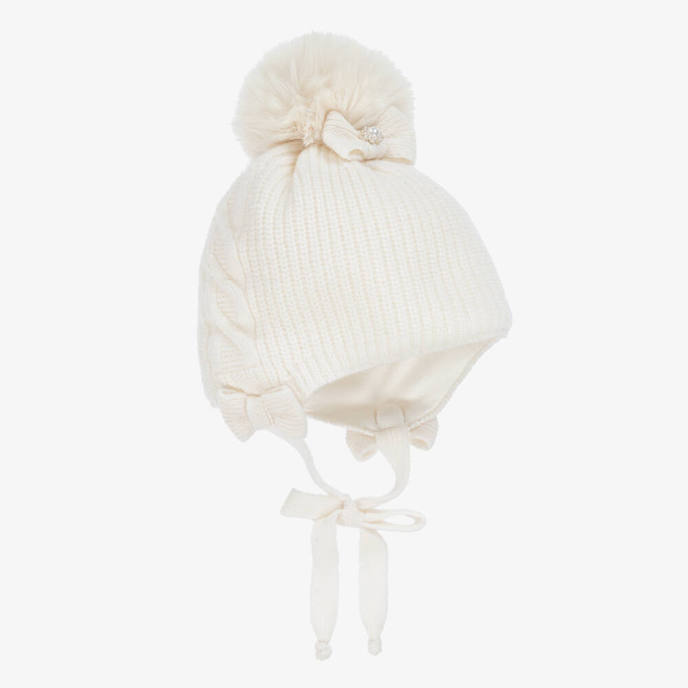 Jamiks-قبعة بوم بوم محبوكة ومزينة بفيونكة لون عاجي للبنات | Childrensalon