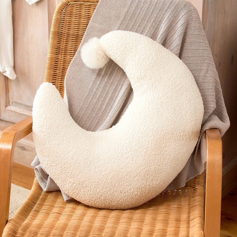 Jamiks-Ivory Moon Bouclé Fleece Nursing Pillow (52cm) | Childrensalon