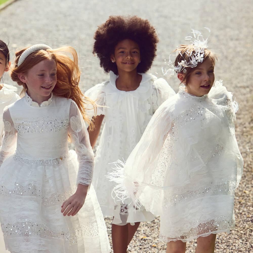 Junona-فستان تول مزين بورود وفراشات لون أبيض للبنات | Childrensalon