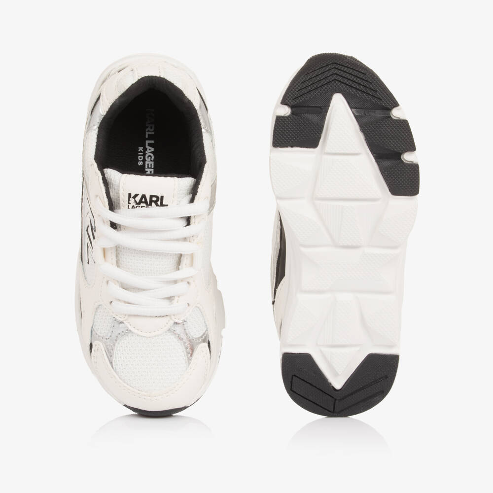 KARL LAGERFELD KIDS-حذاء رياضي بشعار KL لون أبيض وفضي للأولاد | Childrensalon
