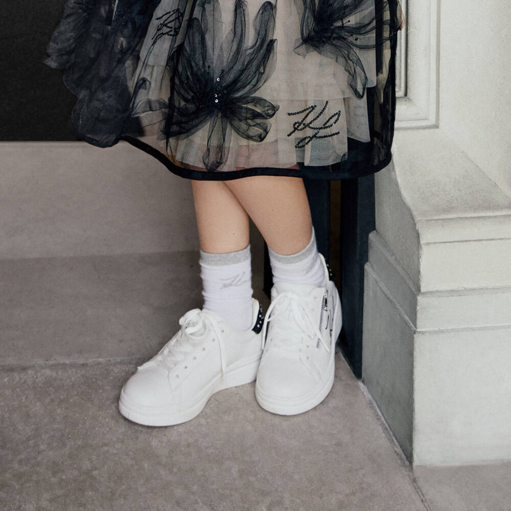 KARL LAGERFELD KIDS-Girls Silver & White Choupette & Karl Signature Logo Socks (2 Pack) | Childrensalon