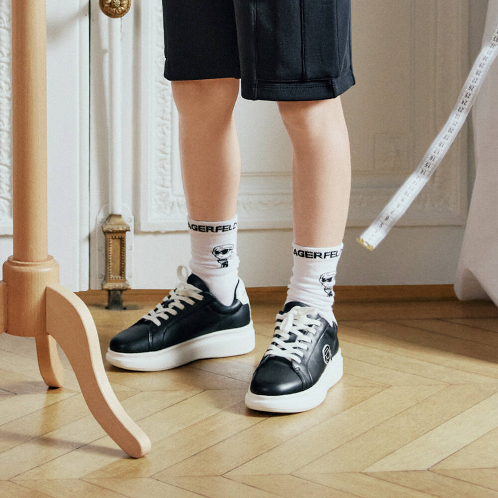 KARL LAGERFELD KIDS-جوارب طويلة بشعار الماركة لون أبيض | Childrensalon