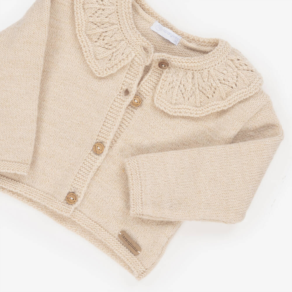 Laranjinha-Baby Girls Beige Wool Knit Cardigan with Patterned Collar | Childrensalon