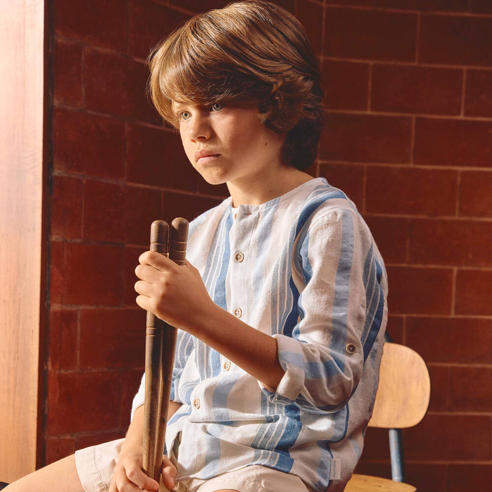 Laranjinha-Рубашка без воротника в бело-синюю полоску для мальчиков | Childrensalon