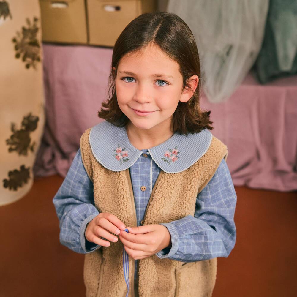 Laranjinha-Girls Blue Cotton Blouse with Floral Cross-Stitch Collar | Childrensalon