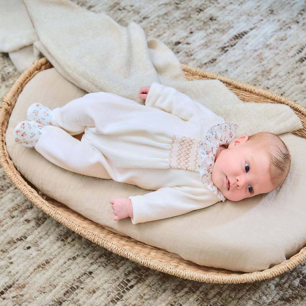 Laranjinha-Girls Ivory Velour Babygrow with Floral Print | Childrensalon