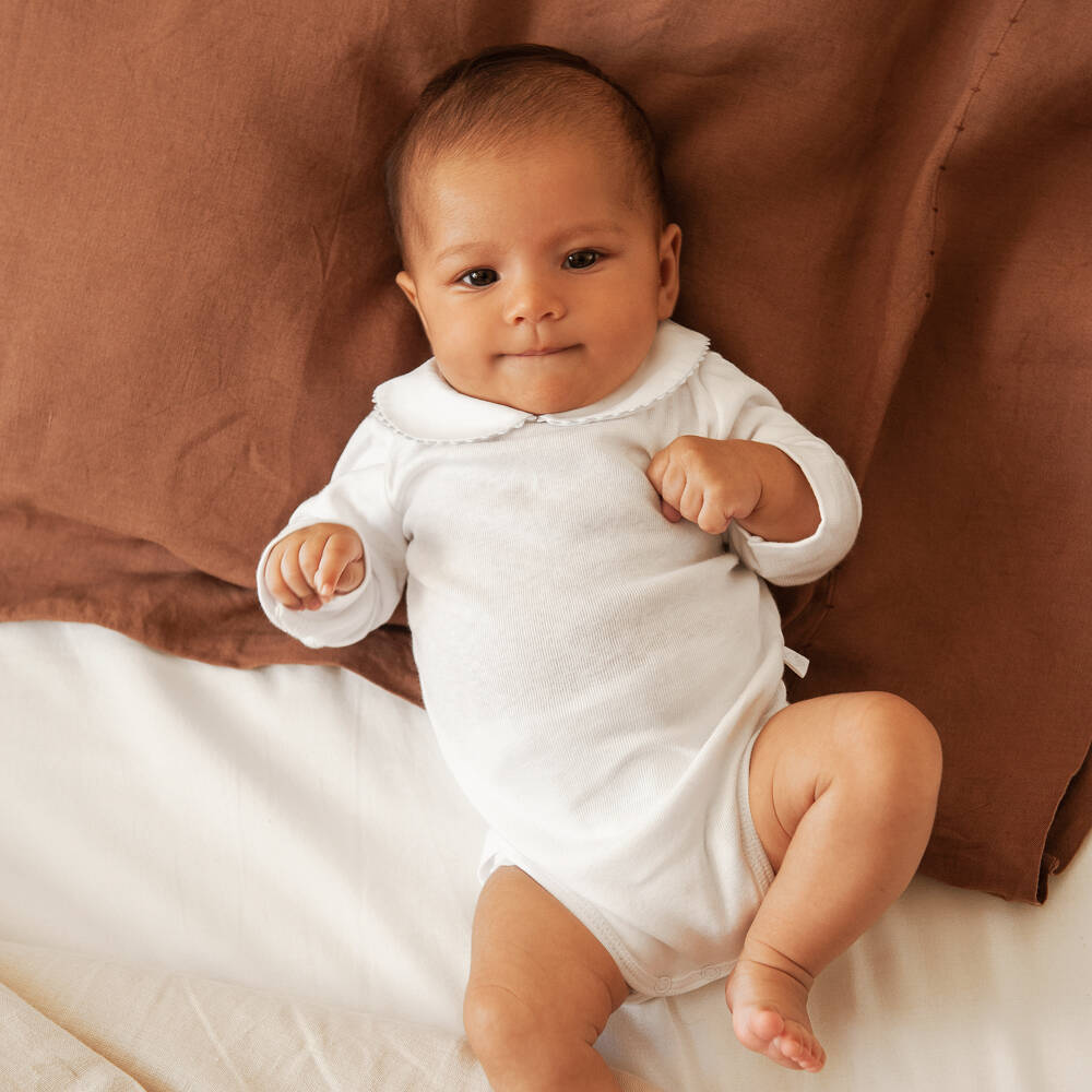 Laranjinha-White Cotton Bodysuit With Ric Rac Trim Collar | Childrensalon