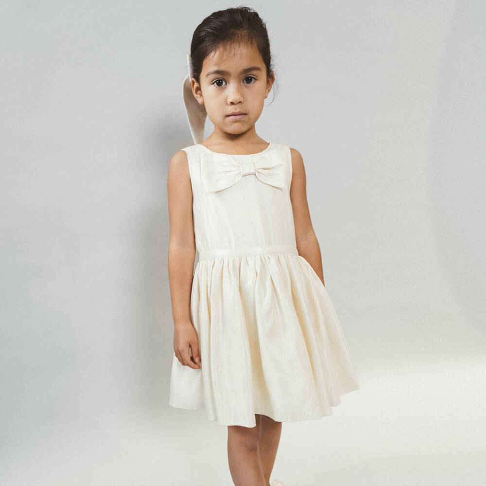 Le Chic-فستان بدون أكمام كريب ساتان لون عاجي للبنات | Childrensalon