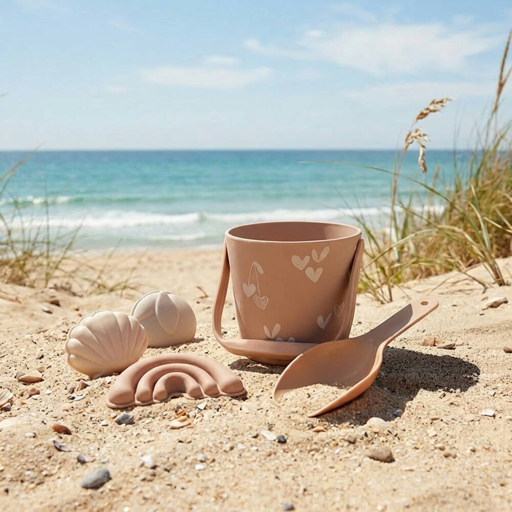 Liewood-طقم شاطئ بطبعة قلوب لون زهري (15 سم) | Childrensalon