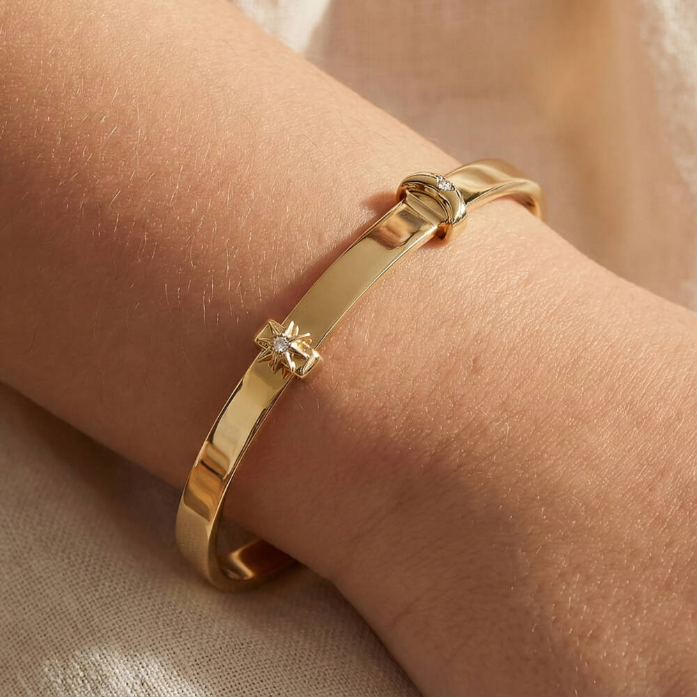 Little Star-Personalised 9ct Yellow Gold Diamond Moon & Star Bangle (45cm) | Childrensalon