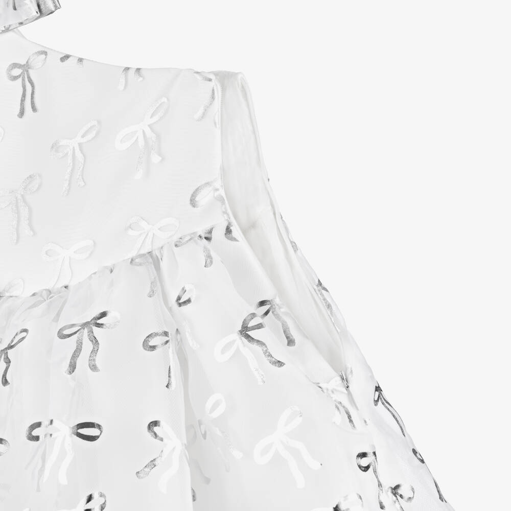 Mama Luma-Платье белое из органзы и сатина с серебряными бантами для девочек | Childrensalon