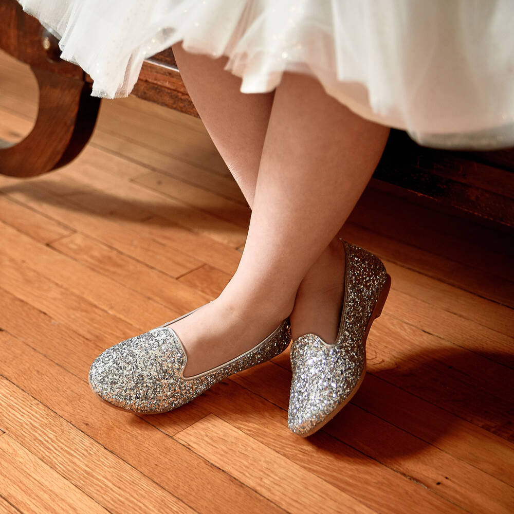 Manuela de Juan-Серебристые кожаные туфли с блестками | Childrensalon