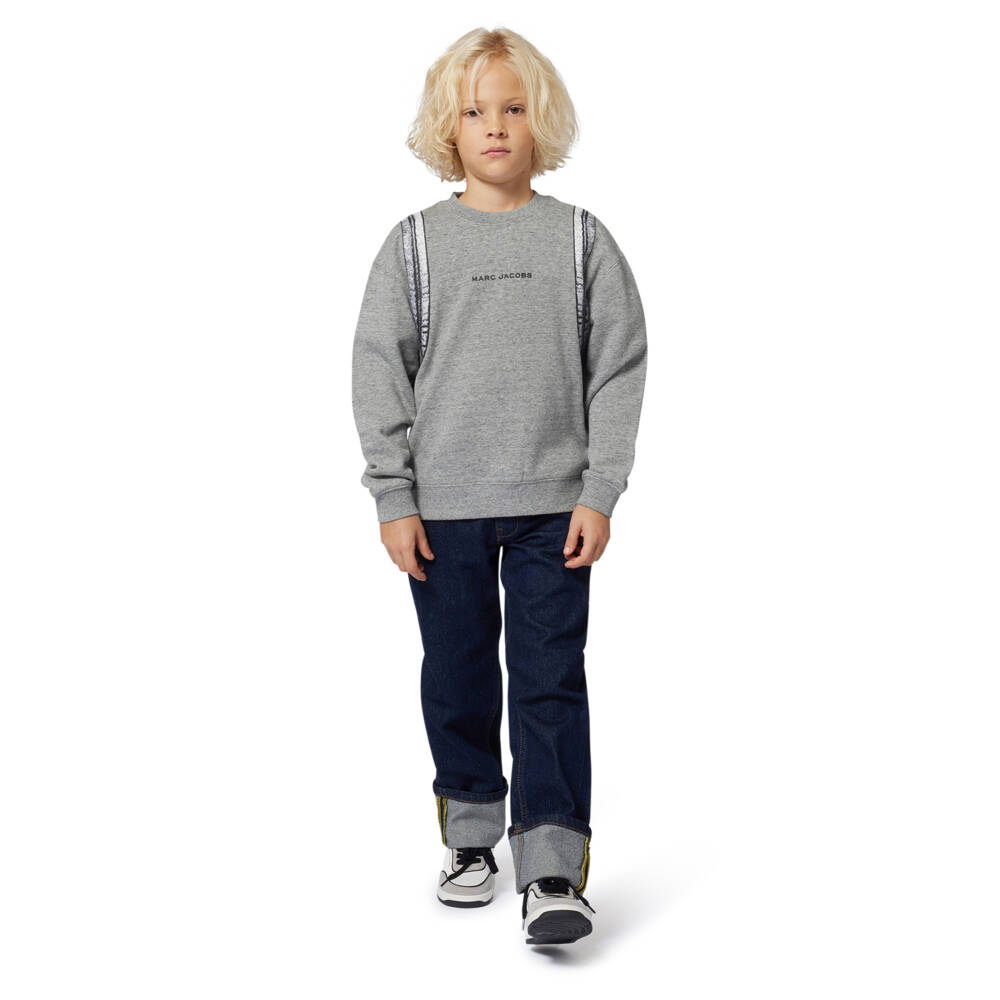 MARC JACOBS-سويتشيرت بطبعة حقيبة ظهر قطن لون رمادي للأولاد  | Childrensalon