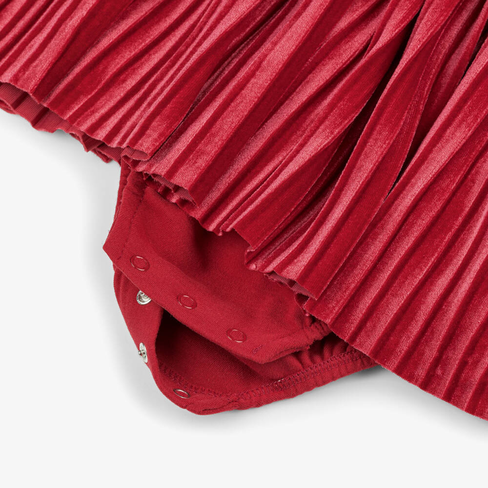 Mayoral Для новорожденных-Платье красное плиссе из трикотажа и бархата для малышек | Childrensalon