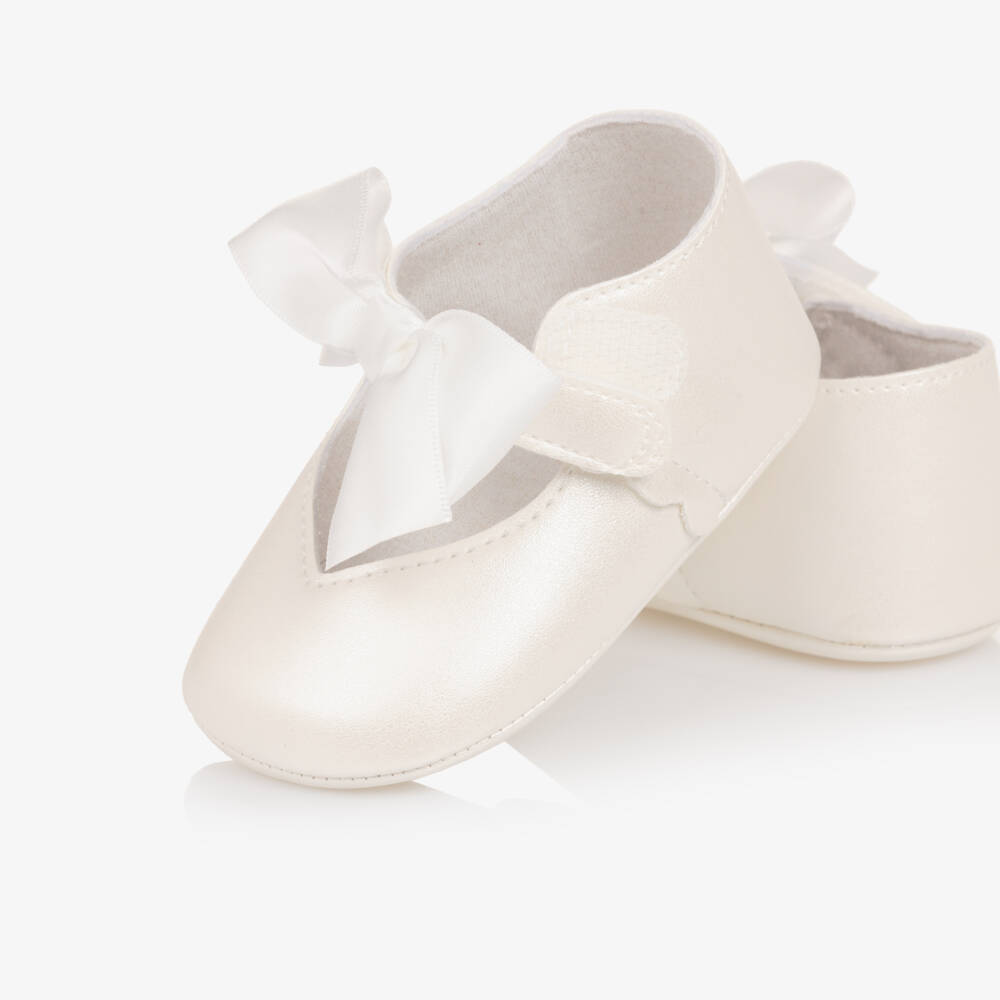 Mayoral Newborn-Baby Girls White Faux Leather Pre-Walker Shoes with Bow | Childrensalon