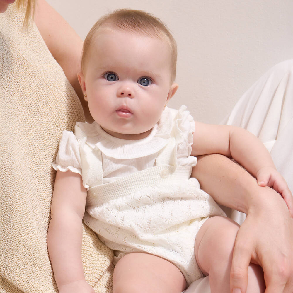 Mayoral Для новорожденных-Baby Girls White & Ivory Cotton Knit Shorts Set | Childrensalon