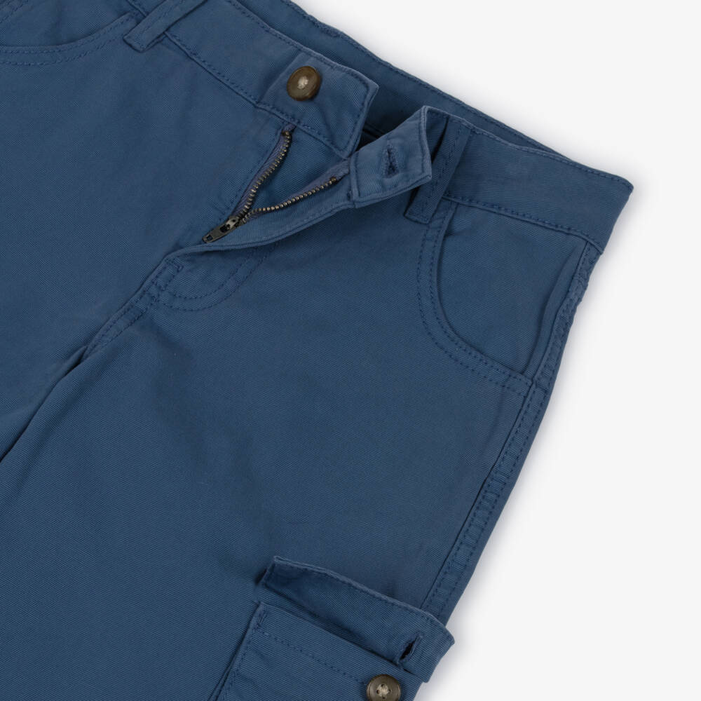 Mayoral Нукутаваке-Шорты карго синие из хлопка для мальчиков | Childrensalon