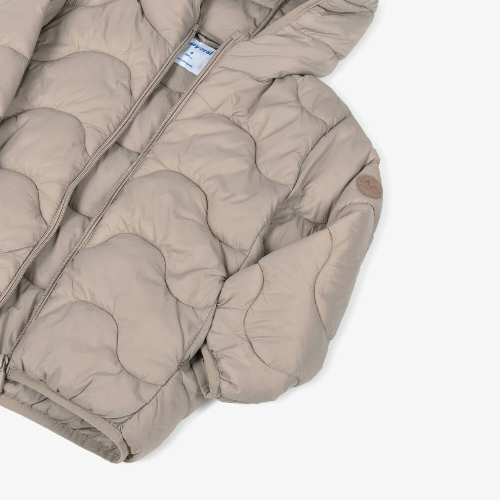 Mayoral-Куртка-пуховик бежевая с капюшоном для девочек | Childrensalon